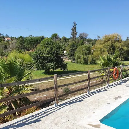 Quinta Rio De Oliveira Vakantiehuis