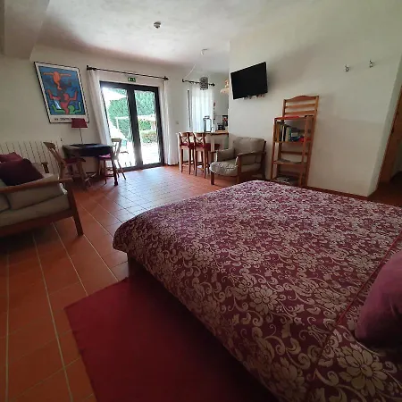 Quinta Rio De Oliveira Vakantiehuis